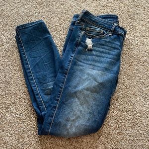 Hollister Women’s Ripped Skinny Jeans Ankle Length